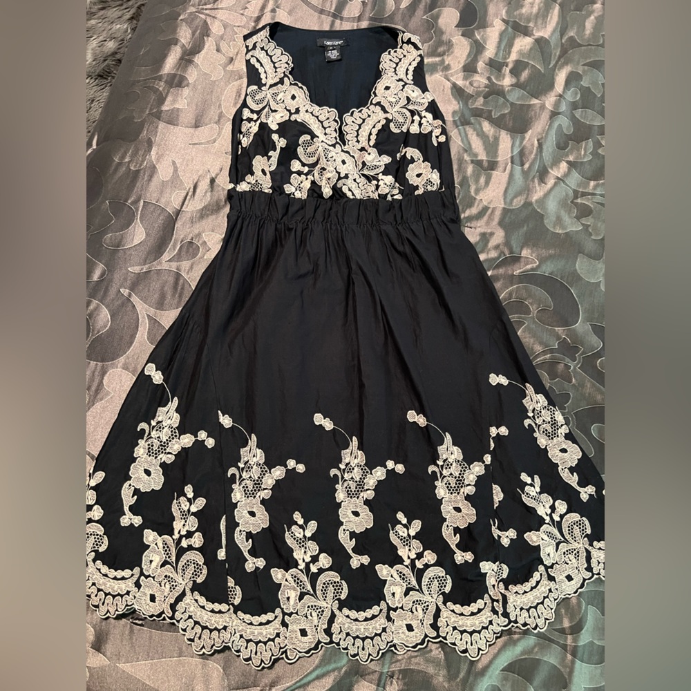Karen Kane Black Cotton Sleeveless Dress with Cream Lace Appliqué Women’s Small
